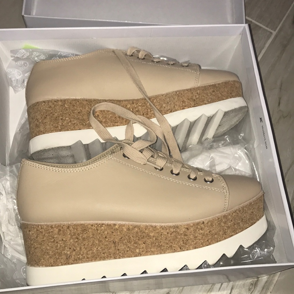 Steve Madden platform shoes